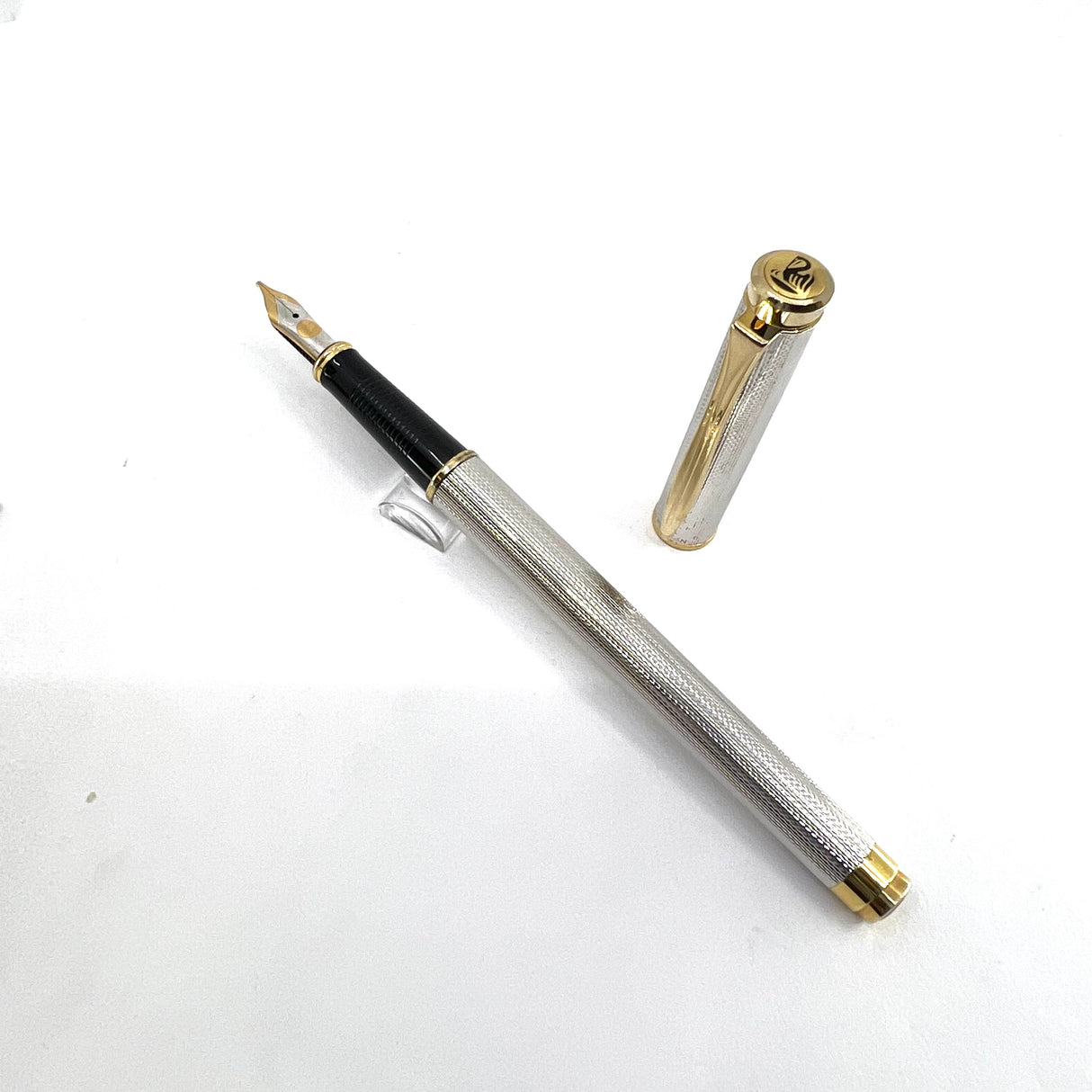 Pelikan Classic P381 Sterling Silver Barleycorn Fountain  Pen - Broad 18kt Gold Nib