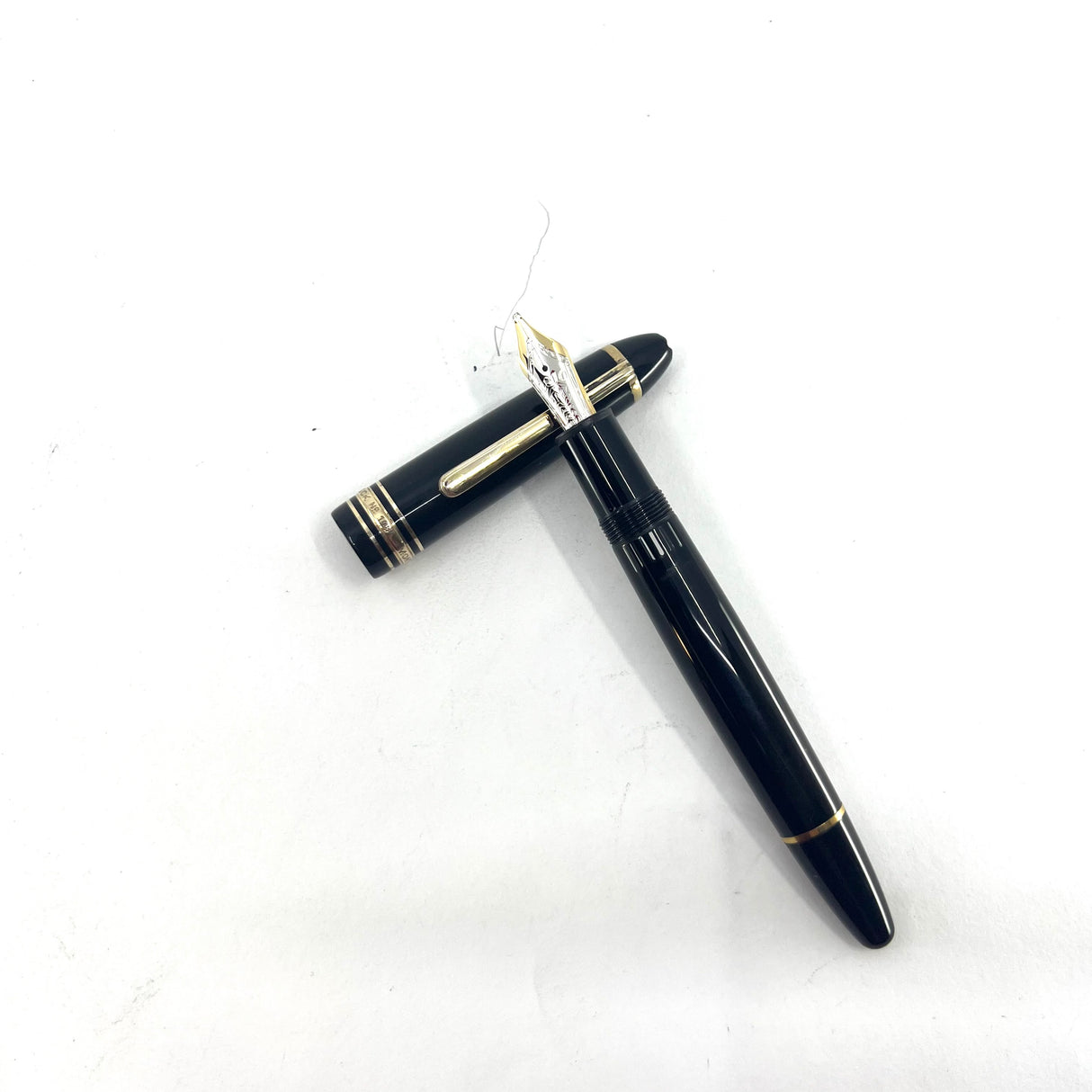 Montblanc Black Meisterstuck #146 LeGrand Fountain Pen -  Double Broad Oblique 14kt Gold Nib