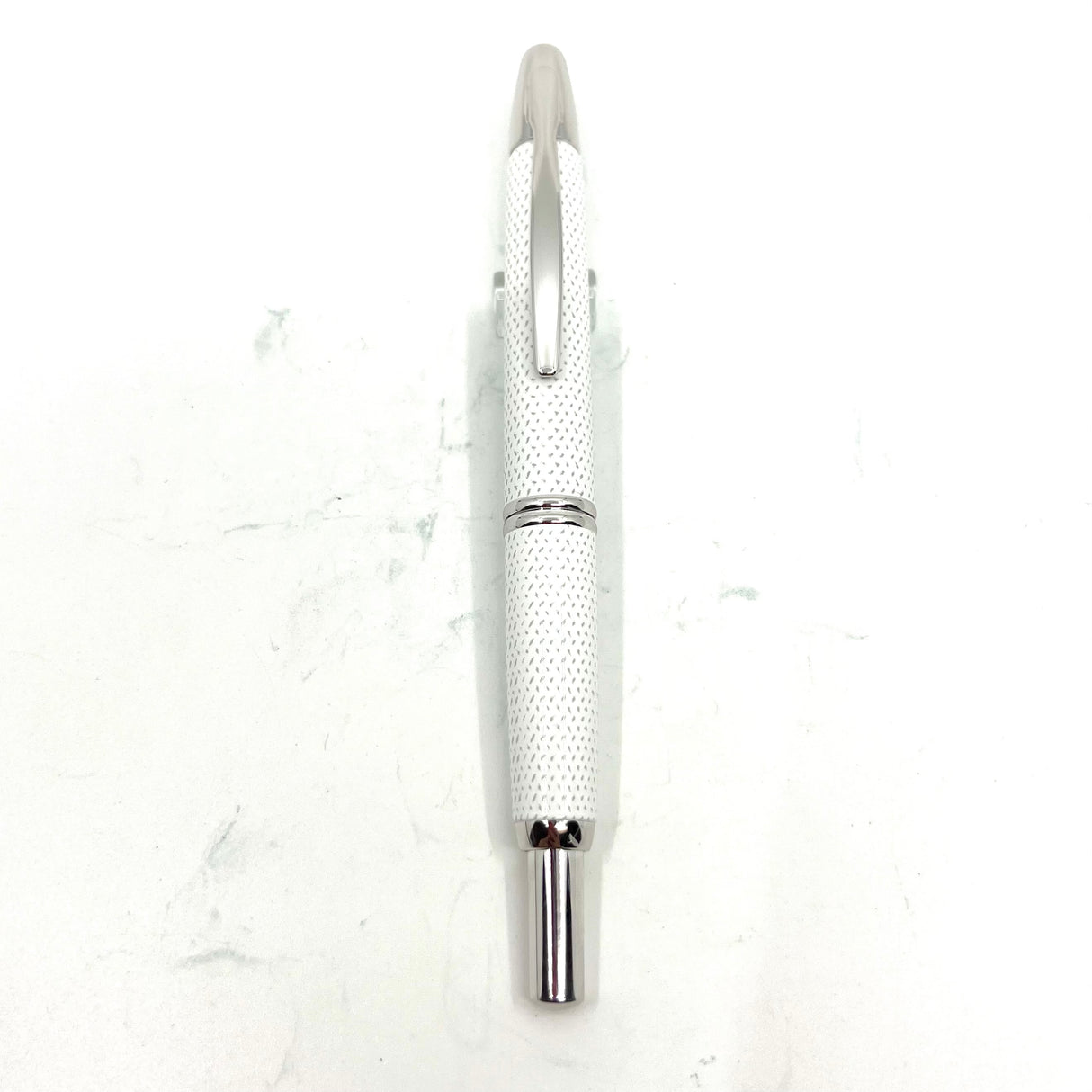 Pilot Vanishing Point White Carbonesque Fountain Pen