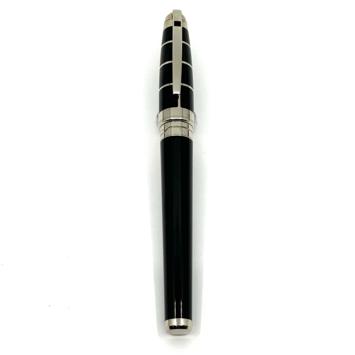 S.T. Dupont Orpheo (Largest Size) Black Laque de Chine  Fountain Pen  - Extra Fine 18kt Gold Nib