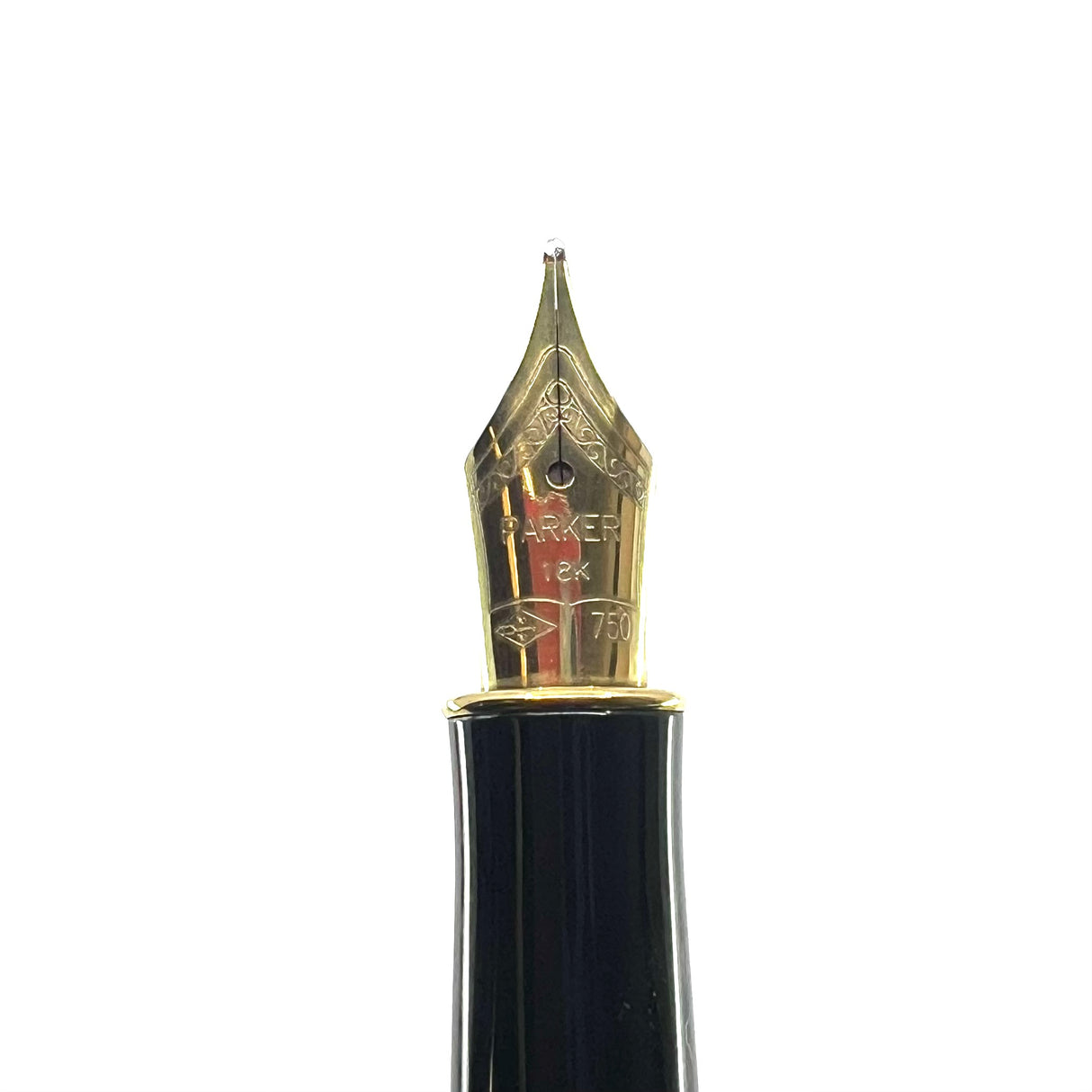 Parker Sonnet Firedance Lacque Red/Black Marble Fountain Pen - Medium 18kt Gold Nib