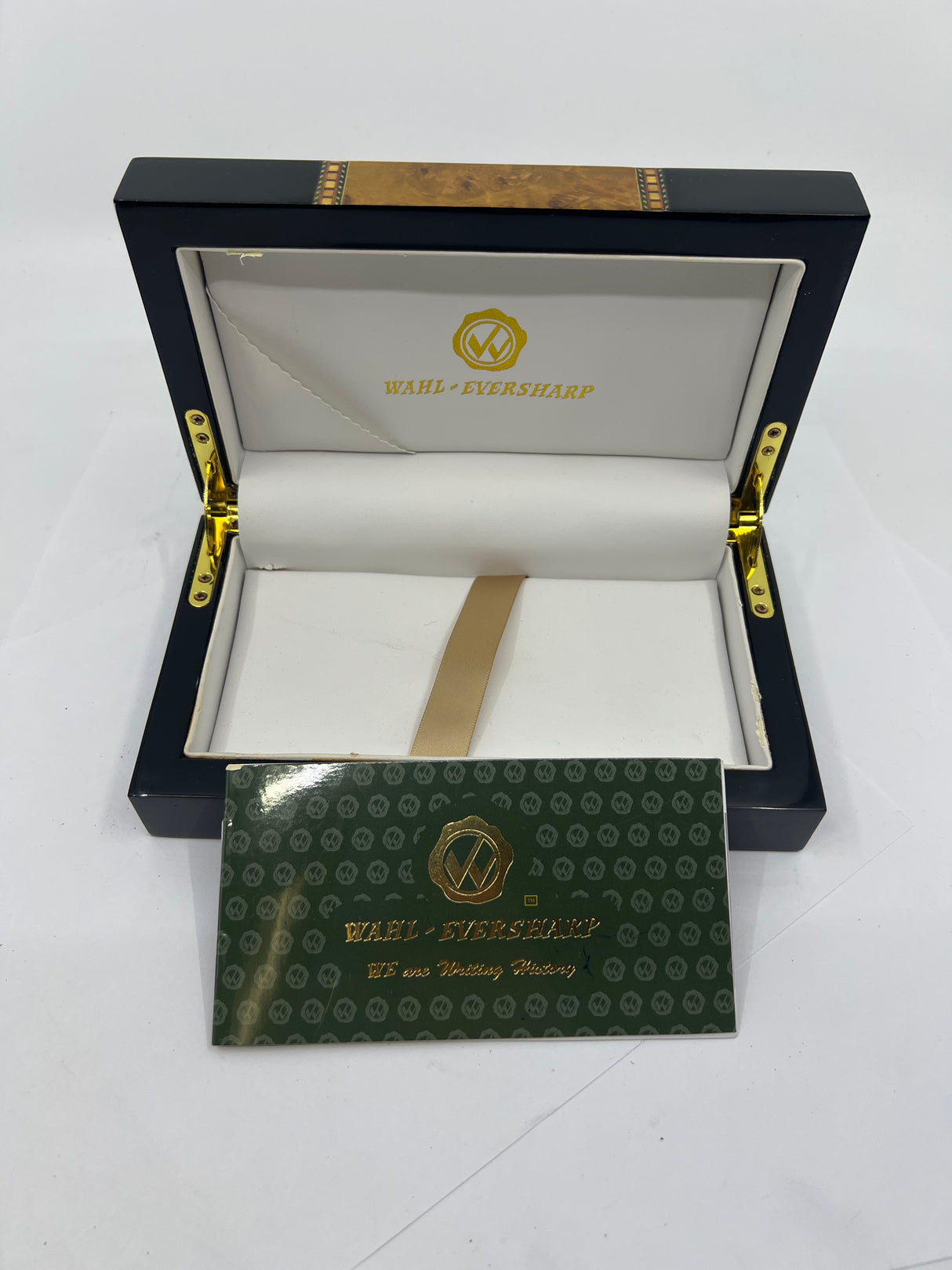 Wahl Eversharp Signature Marbled Blue Fountain Pen - Broad Stub 18kt Gold Nib