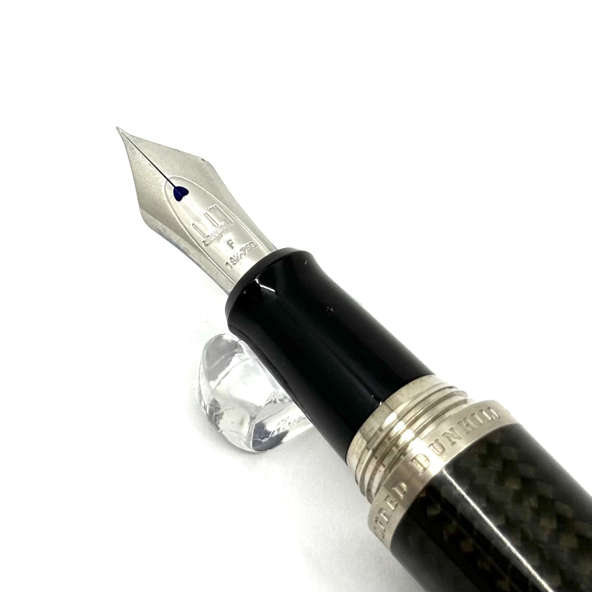 Dunhill AD2000 Carbon Fibre Large Fountain Pen  - Fine 18kt Gold Nib