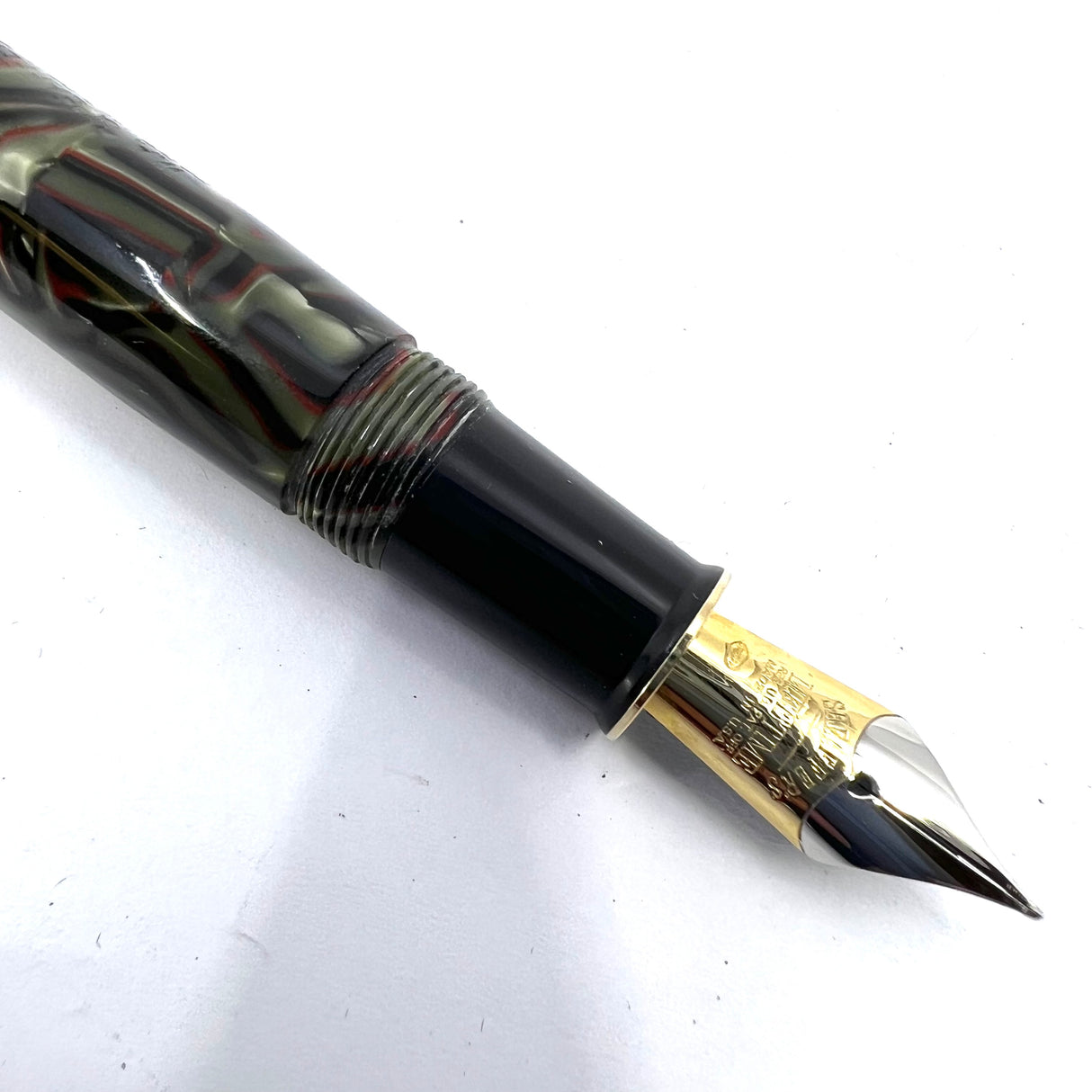 Sheaffer Balance Limited Edition Fountain Pen - Medium 18kt Gold Nib