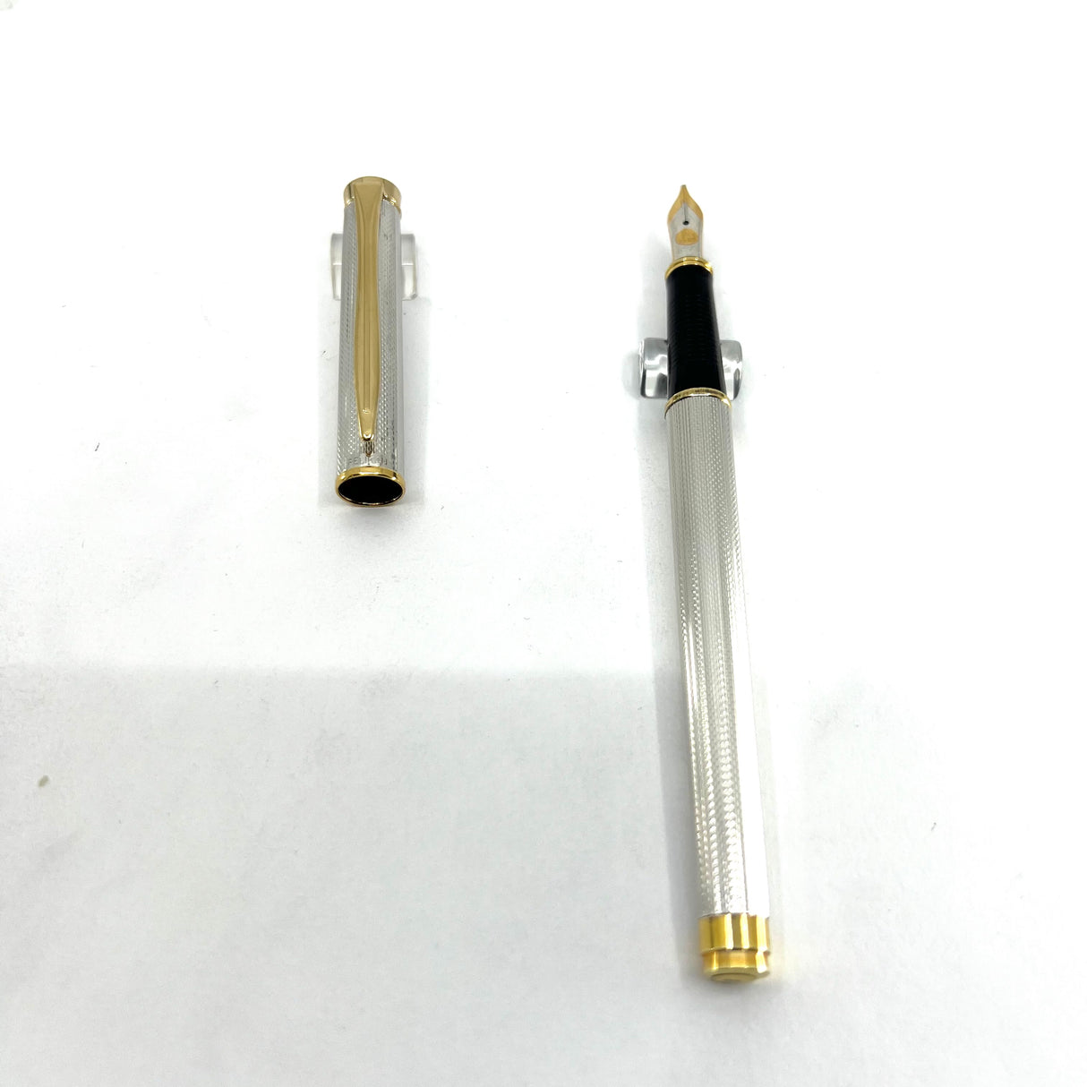 Pelikan Classic P381 Sterling Silver Barleycorn Fountain  Pen - Broad 18kt Gold Nib