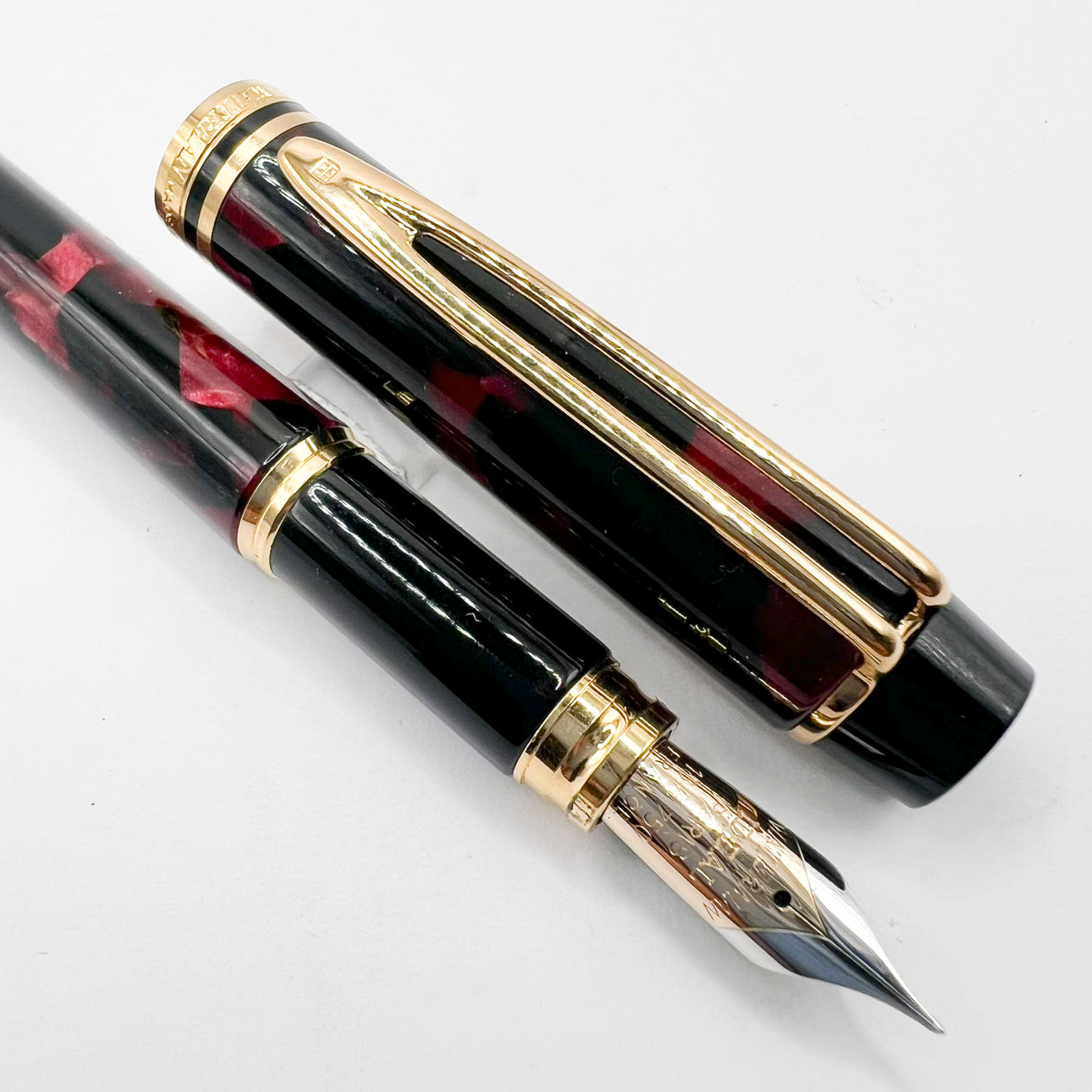 Waterman Rhapsody Burgundy Marble Fountain Pen  - Fine 18kt Gold Nib