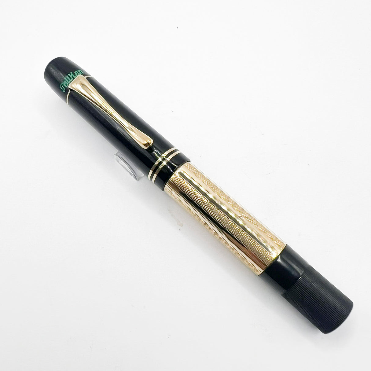 Pelikan 1931 Originals Of Their Time - 18kt Gold Overlay Limited Edition Fountain Pen   -   Fine 18kt Gold Nib