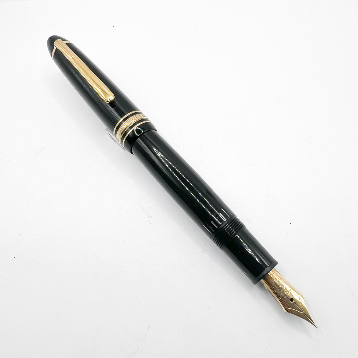 Montblanc Meisterstuck Black Resin #146 LeGrand Fountain Pen -   Semi-Flex Extra Fine 14kt Gold Nib