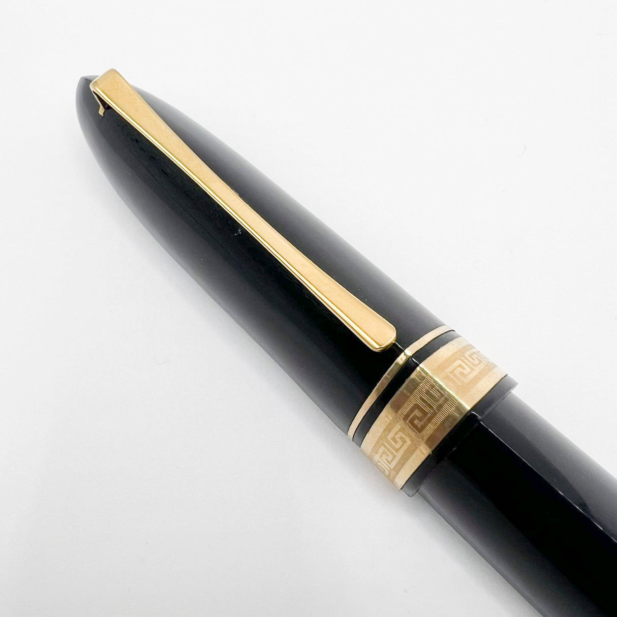 OMAS Blue/Black  #360 Oversized Triangulated Fountain Pen - Medium 18kt Gold Nib