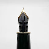 Sheaffer Connaisseur Black Fountain Pen - Fine 18kt Gold  Nib