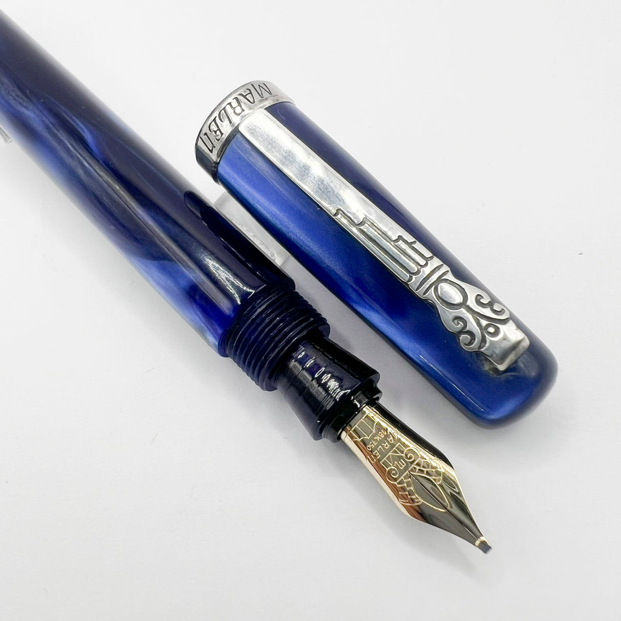 Marlen Chagall Marbled Blue Fountain Pen - Broad 18kt Gold  Nib