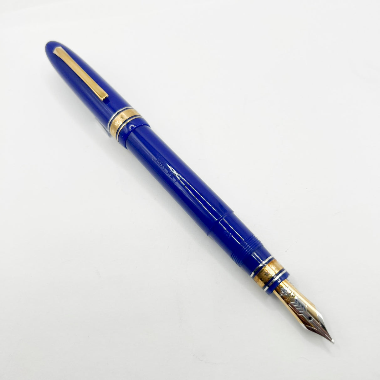 OMAS for  Armando Simoni Club/1990's  Royal Blue Ogiva Extra Fountain Pen - Medium 18kt Gold Nib