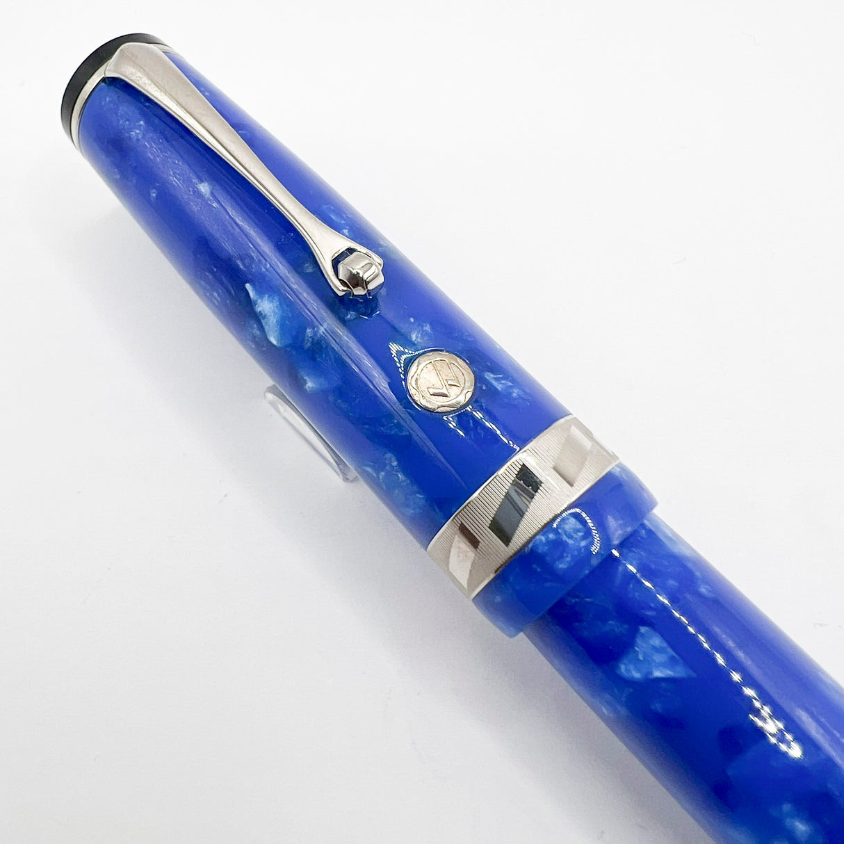Wahl Eversharp Signature Marbled Blue Fountain Pen - Broad Stub 18kt Gold Nib