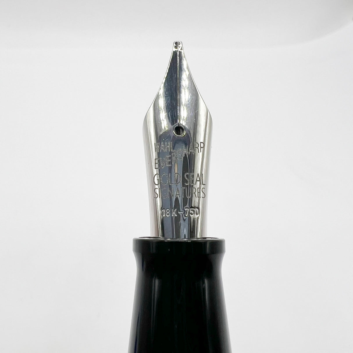 Wahl Eversharp Signature Marbled Blue Fountain Pen - Broad Stub 18kt Gold Nib