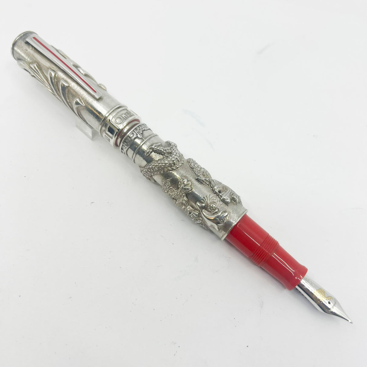 OMAS Sterling Silver Hong Kong Return to the Motherland Limited Edition Fountain Pen - Medium 18kt Gold Nib