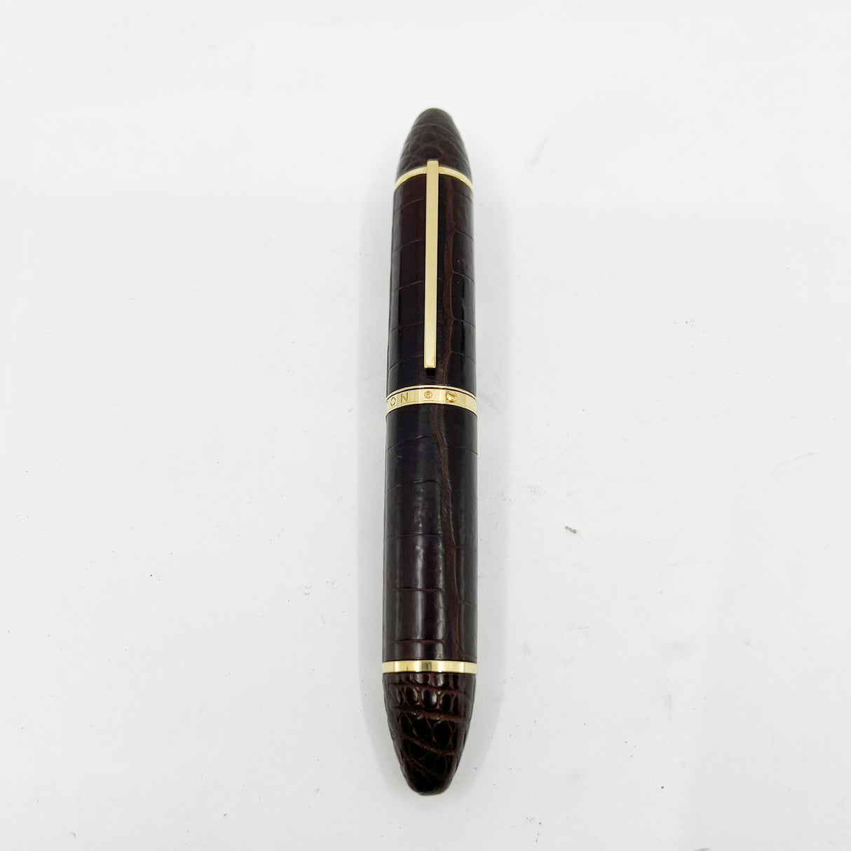 Louis Vuitton Brown Alligator Leather Cargo Fountain Pen - Medium 18kt Gold Nib - RARE!