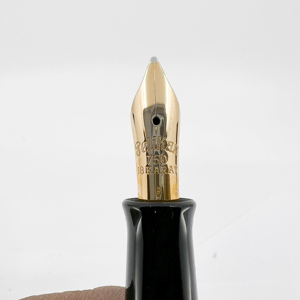 Pelikan Jade Green Celluloid (1935 Originals of their Time) Limited Edition Fountain Pen - Broad 18kt Gold Nib