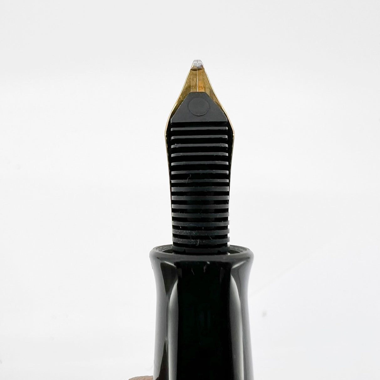 Pelikan Jade Green Celluloid (1935 Originals of their Time) Limited Edition Fountain Pen - Broad 18kt Gold Nib