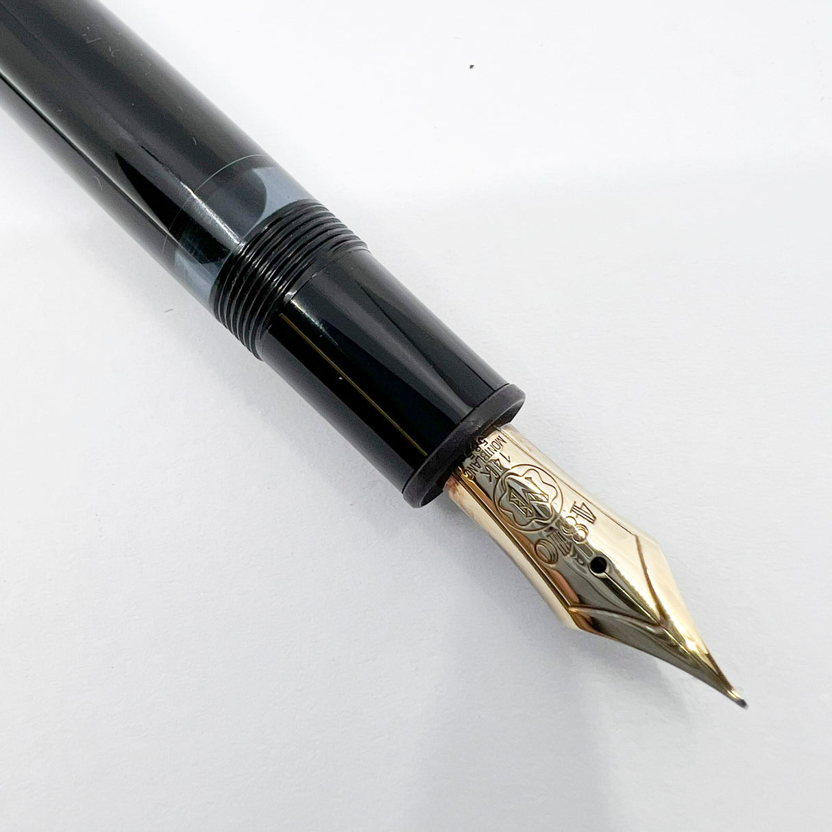 Montblanc Black Meisterstuck #146 LeGrand Fountain Pen -  Extra Fine 14kt Gold Nib (Flexes to Broad Width)