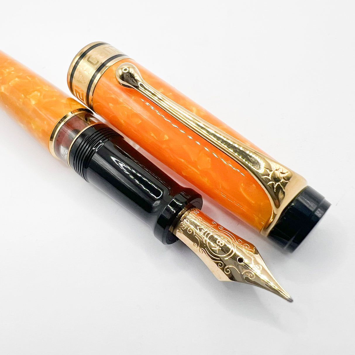 Aurora Optima Marbled Orange Sole Limited Edition Fountain  Pen  - Broad 18kt Gold Nib
