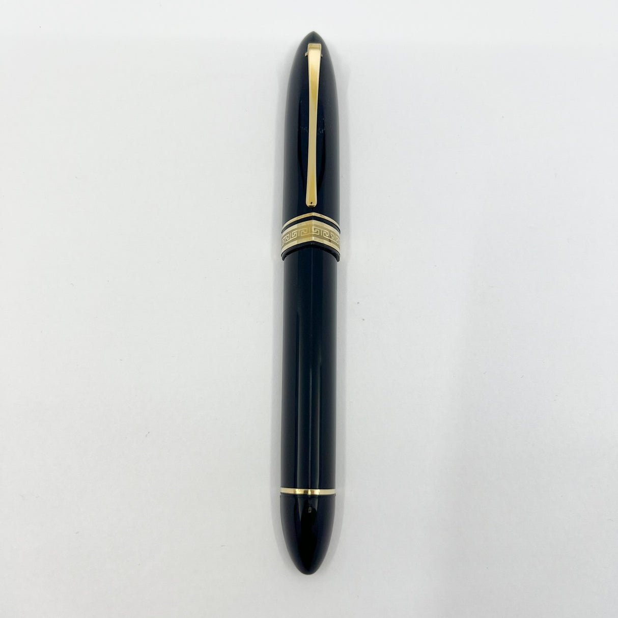 OMAS ORIGINAL #360 - LARGEST SIZE - Dark Blue/Black #360 Oversized Triangulated Fountain Pen - Fine 18kt Gold  Nib
