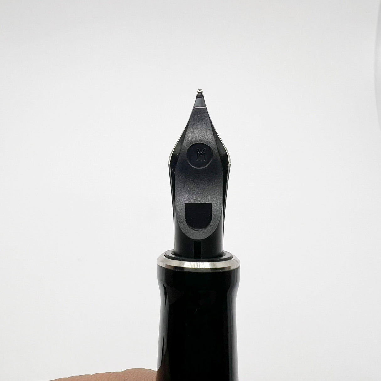 Parker Duofold Black Mosaic Centennial(Largest) Fountain Pen - Medium 18kt Gold Nib