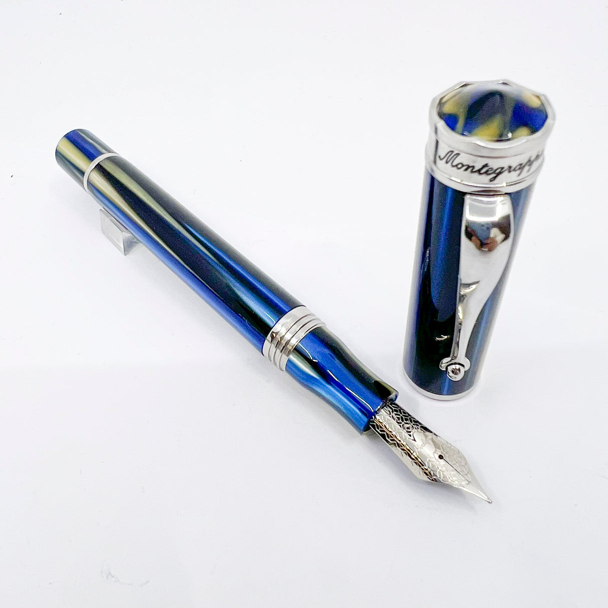 Montegrappa Ducale Murano Mare Fountain Pen  - Medium Stainless Steel Nib