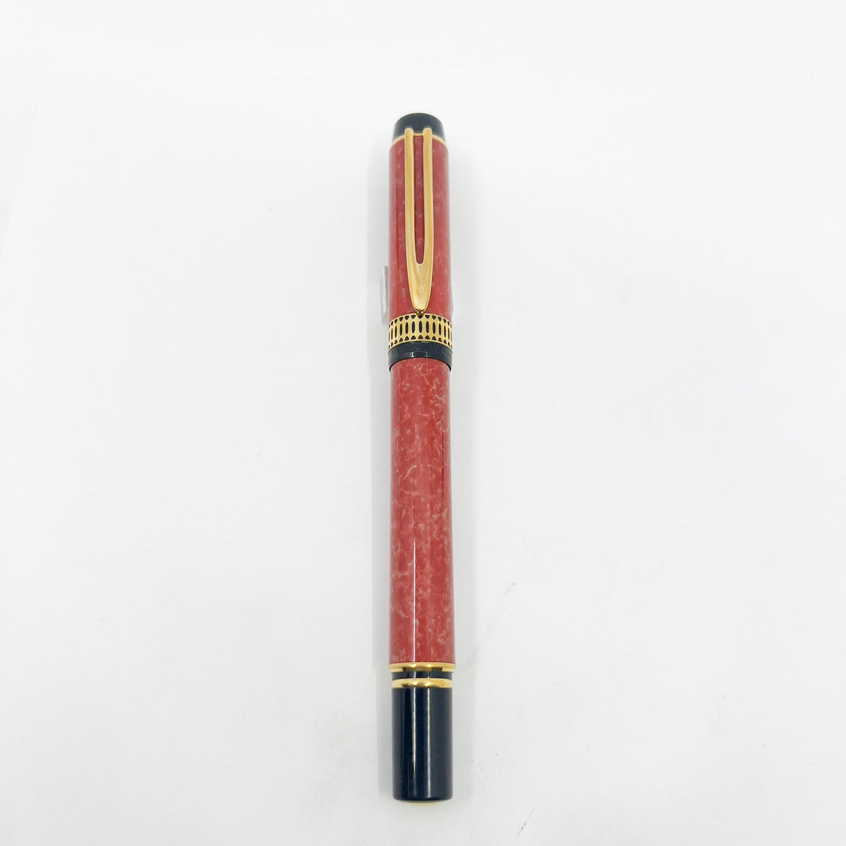 Waterman Patrician Red Coral Marble Fountain Pen- Fine 18kt Gold  Nib