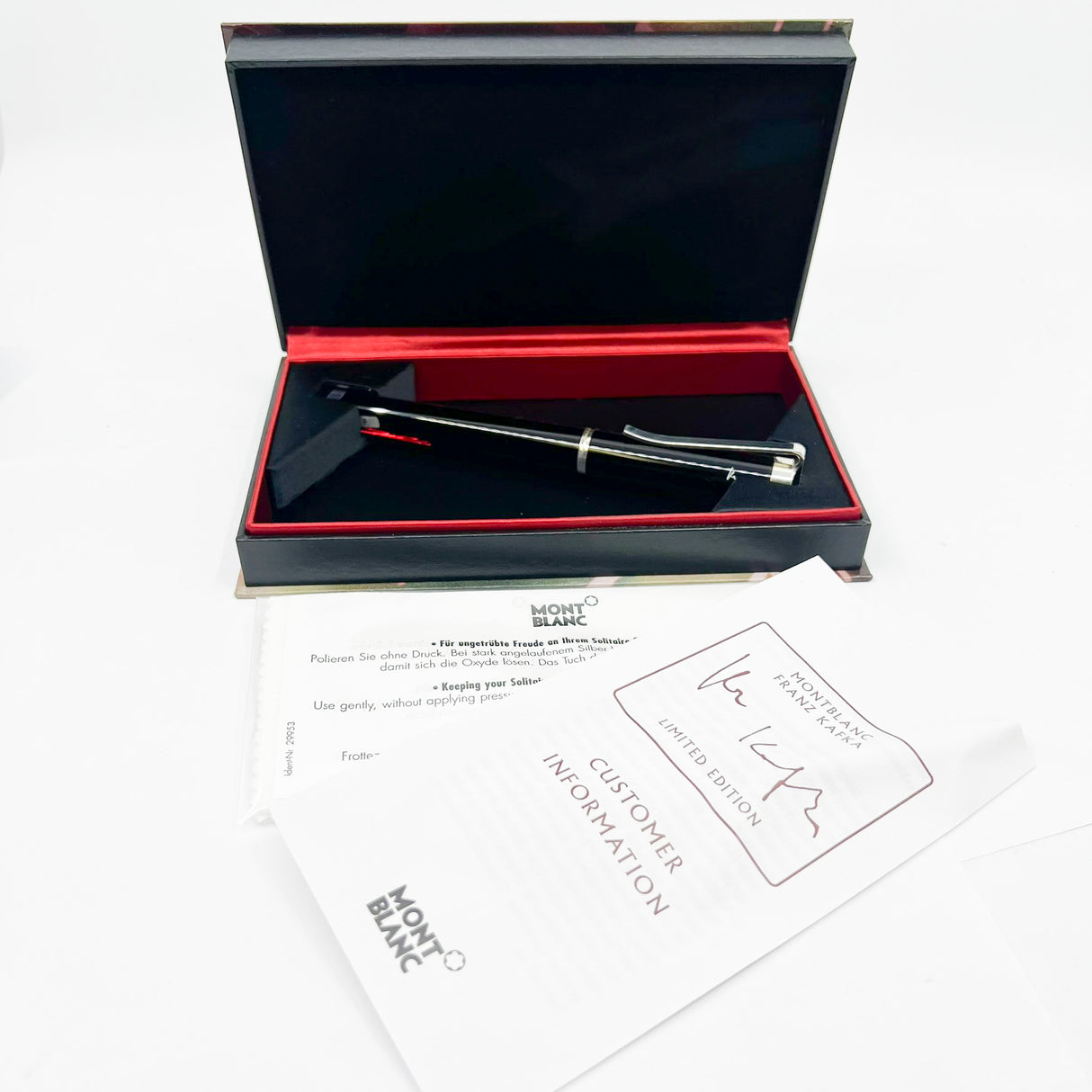 Montblanc Franz Kafka Writers Series Limited Edition Fountain Pen - Fine 18kt Gold  Nib