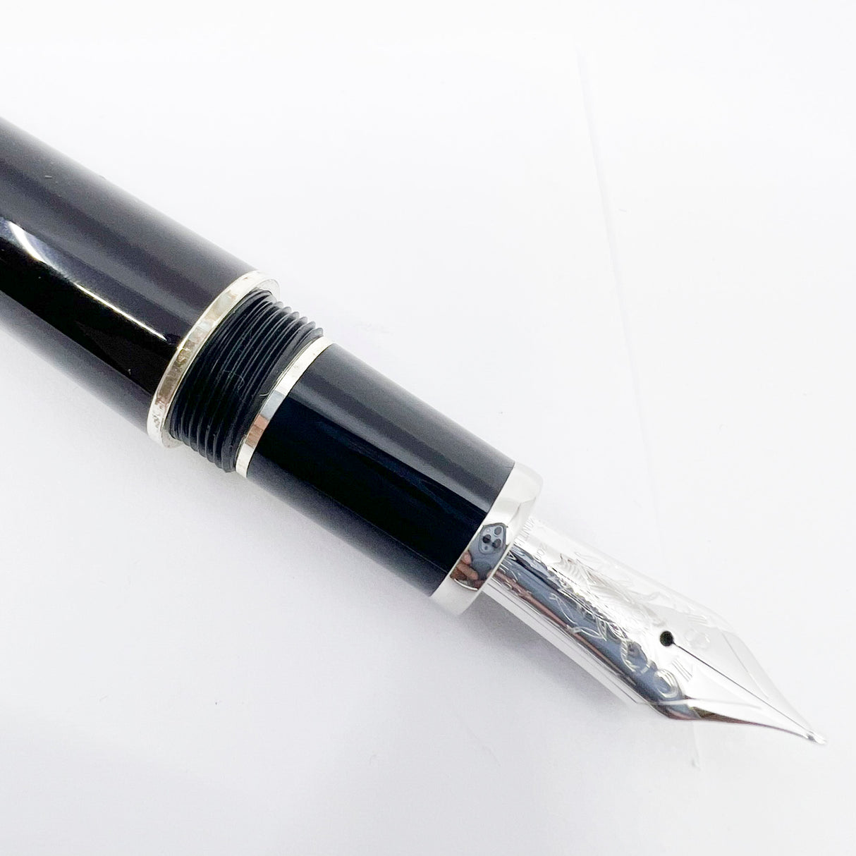Montblanc Franz Kafka Writers Series Limited Edition Fountain Pen - Fine 18kt Gold  Nib