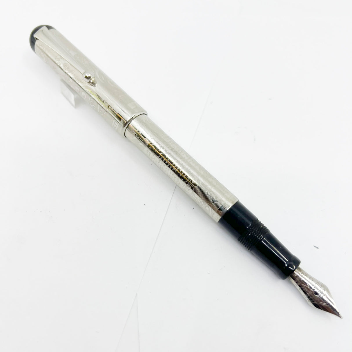 Visconti Giacomo Leopardi Sterling Silver Limited Edition Fountain Pen - Medium 14kt Gold Nib