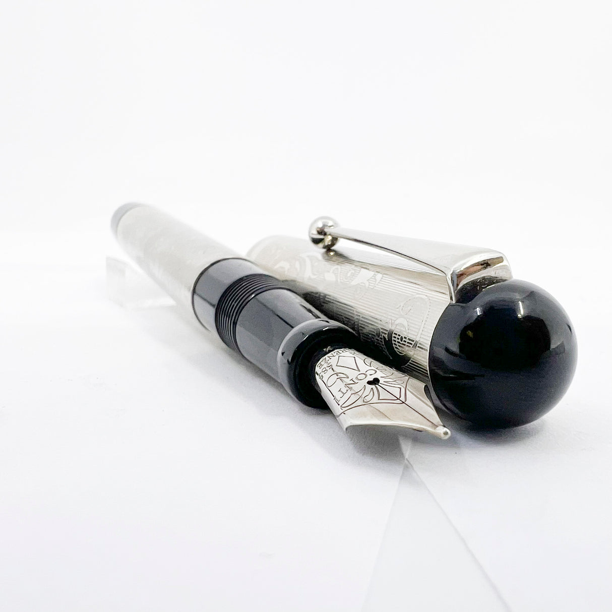 Visconti Giacomo Leopardi Sterling Silver Limited Edition Fountain Pen - Medium 14kt Gold Nib