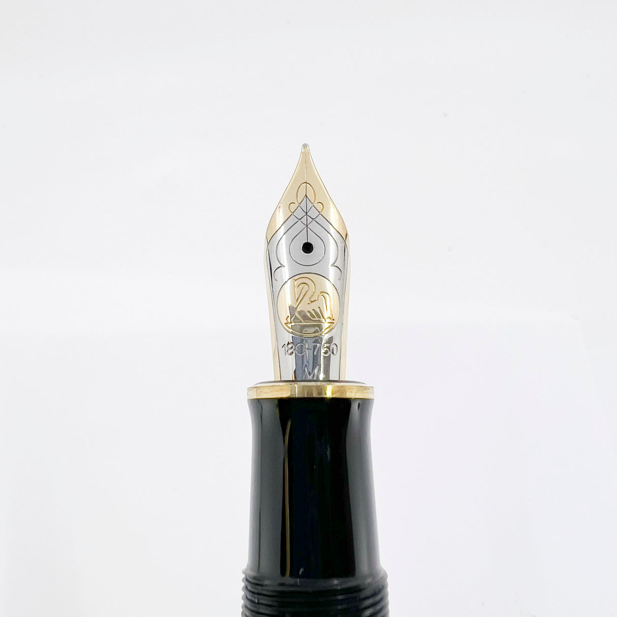 Pelikan M800 Black/Red Striped Fountain Pen - The Original! - Medium 18kt Gold Nib