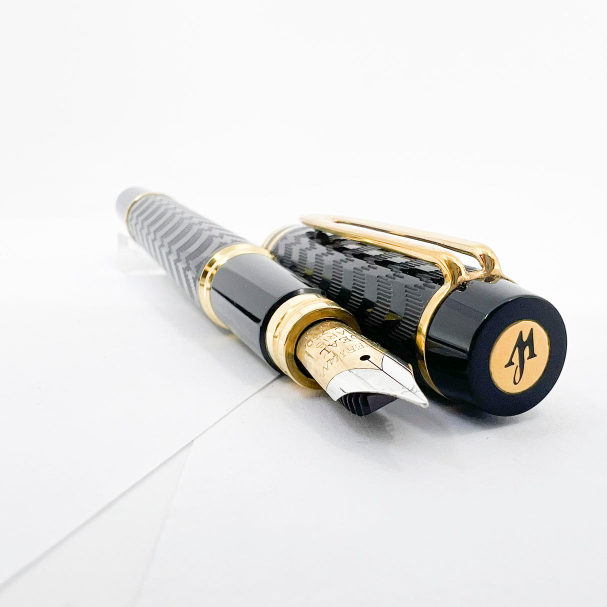 Waterman Man 100 Opera Black Chased  Fountain Pen - Fine 18kt Gold Nib