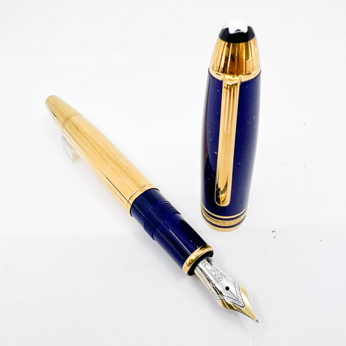 Montblanc Ramses II Special Edition LeGrand #146 Fountain Pen - Medium 18kt Gold Nib