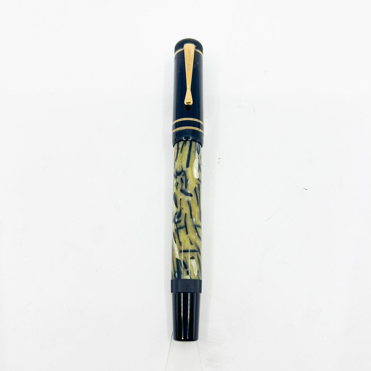 Montblanc Oscar Wilde Writer Series Limited Edition Fountain Pen - Medium 18kt Gold Nib