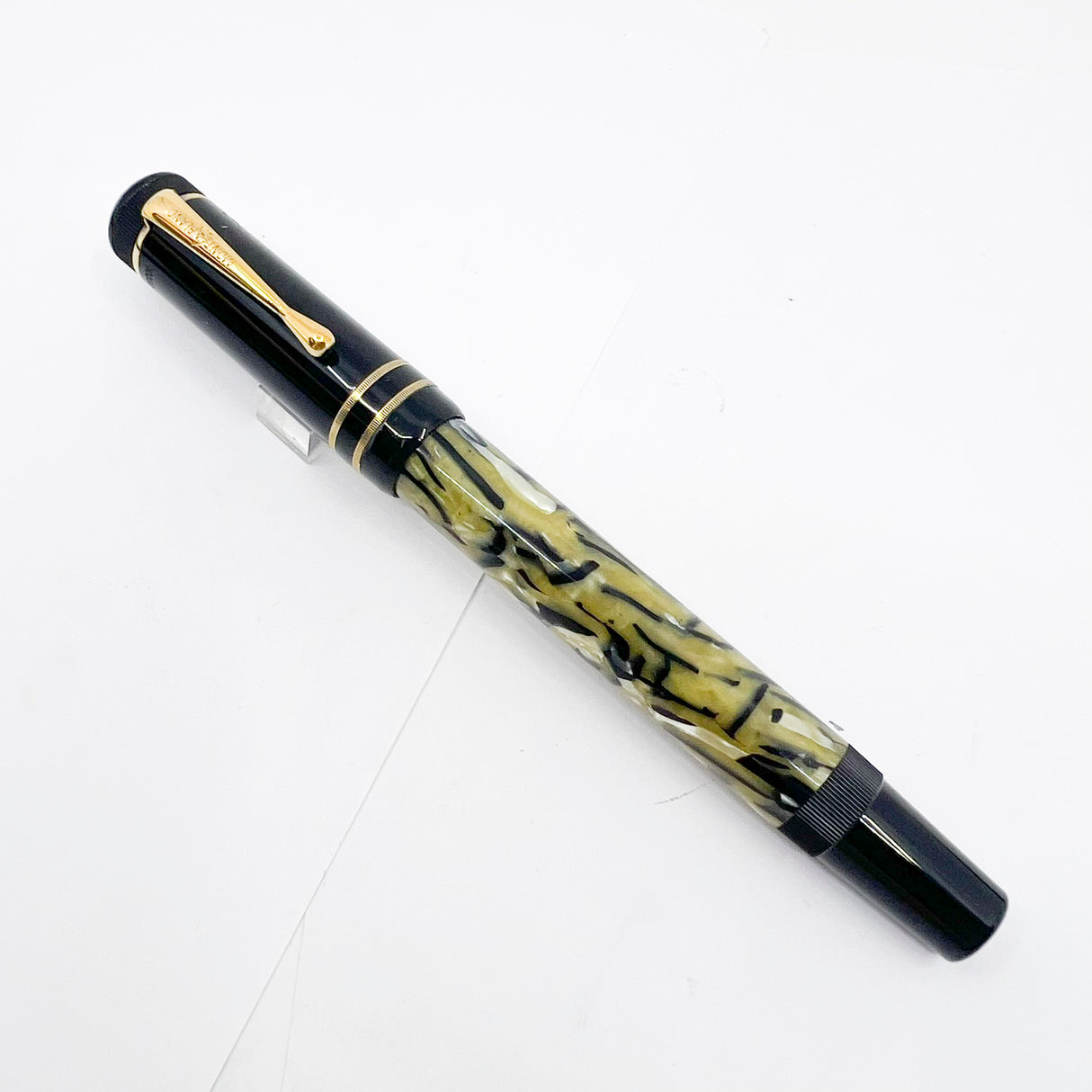 Montblanc Oscar Wilde Writer Series Limited Edition Fountain Pen - Medium 18kt Gold Nib