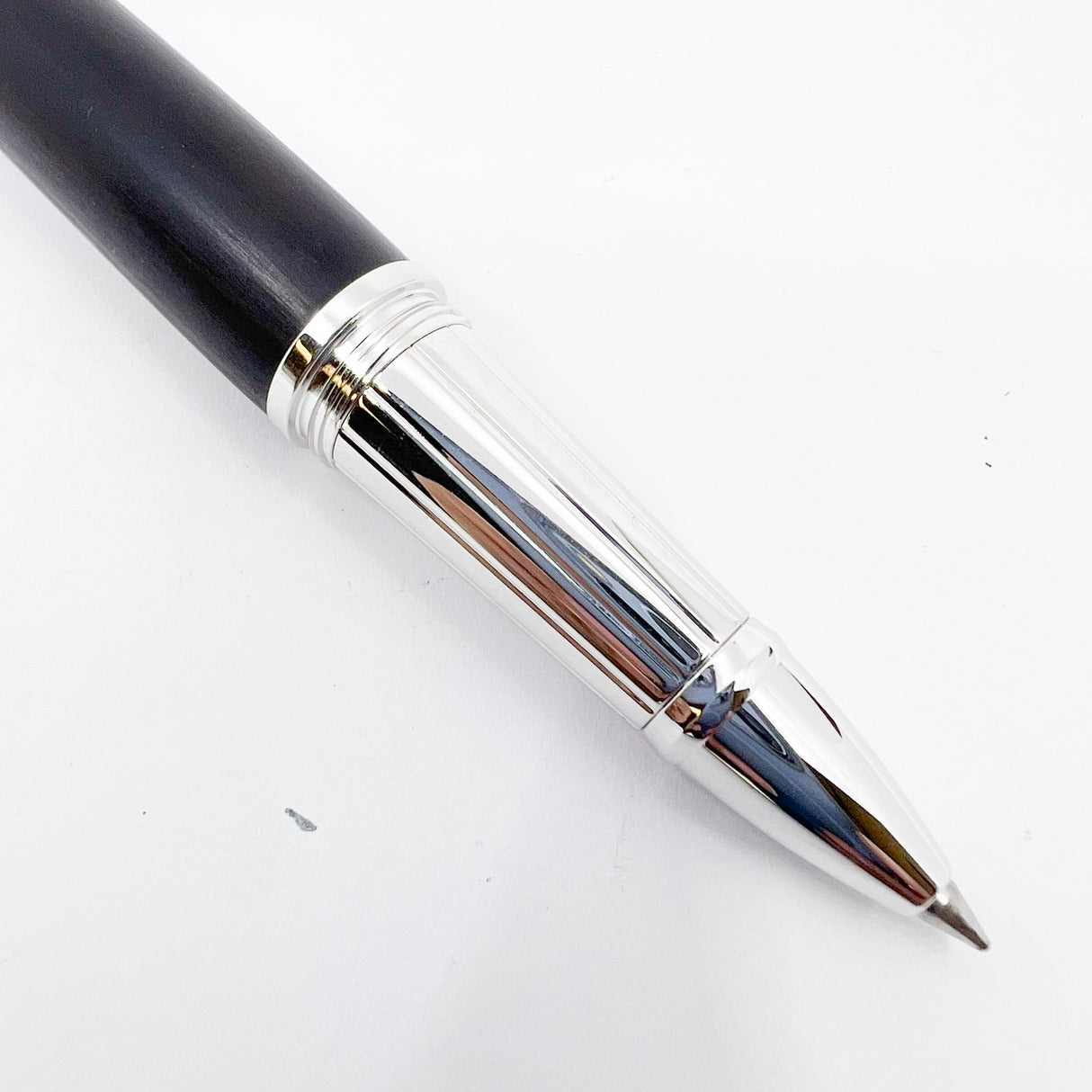 Davidoff "the very Zino" Grenadilla Wood  Rollerball - Rhodium Plated Trim