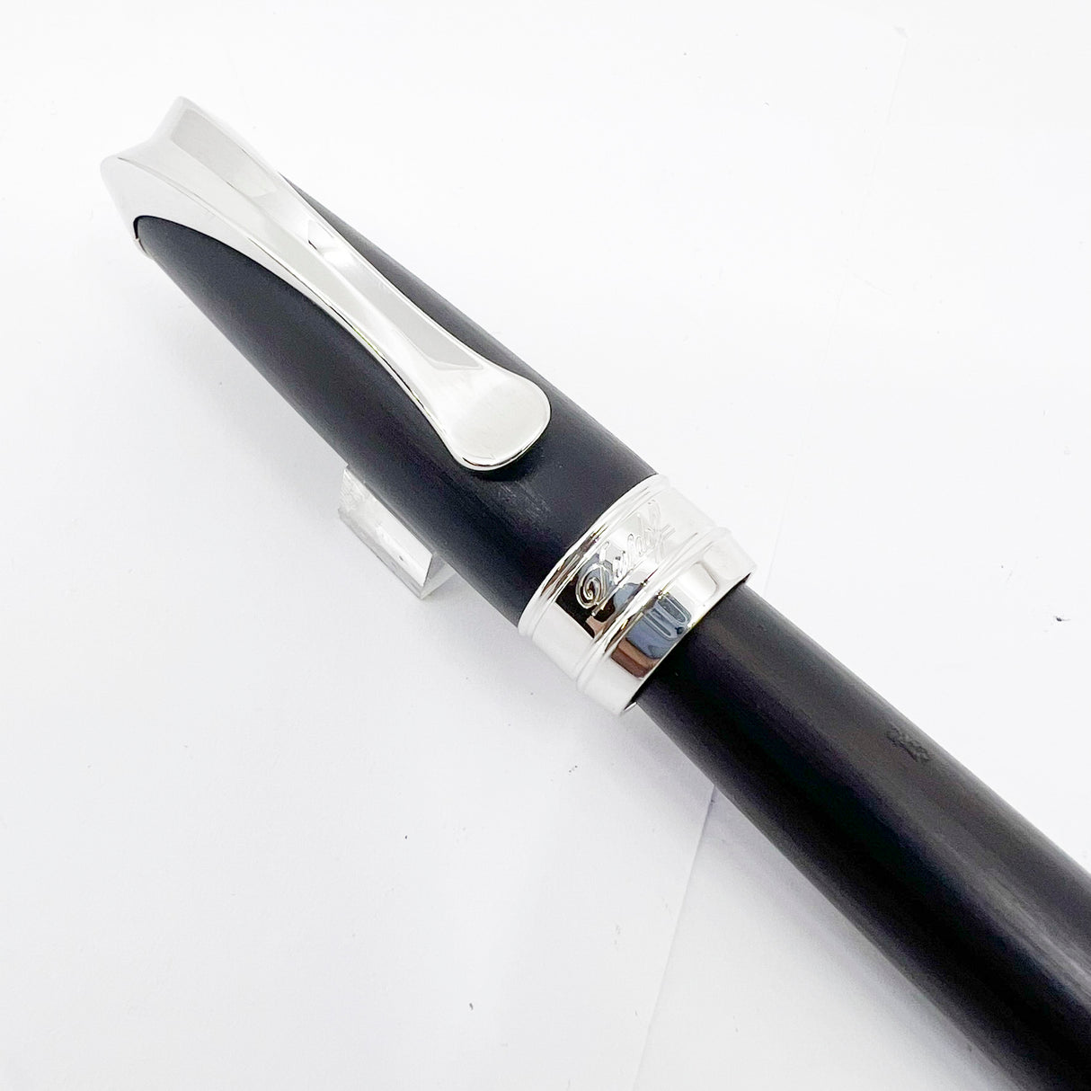 Davidoff "the very Zino" Grenadilla Wood  Rollerball - Rhodium Plated Trim