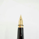 Parker Premier Sterling Silver Cisele Cross Hatch  Fountain  Pen - Circa 1980's - Medium 18kt Gold Nib
