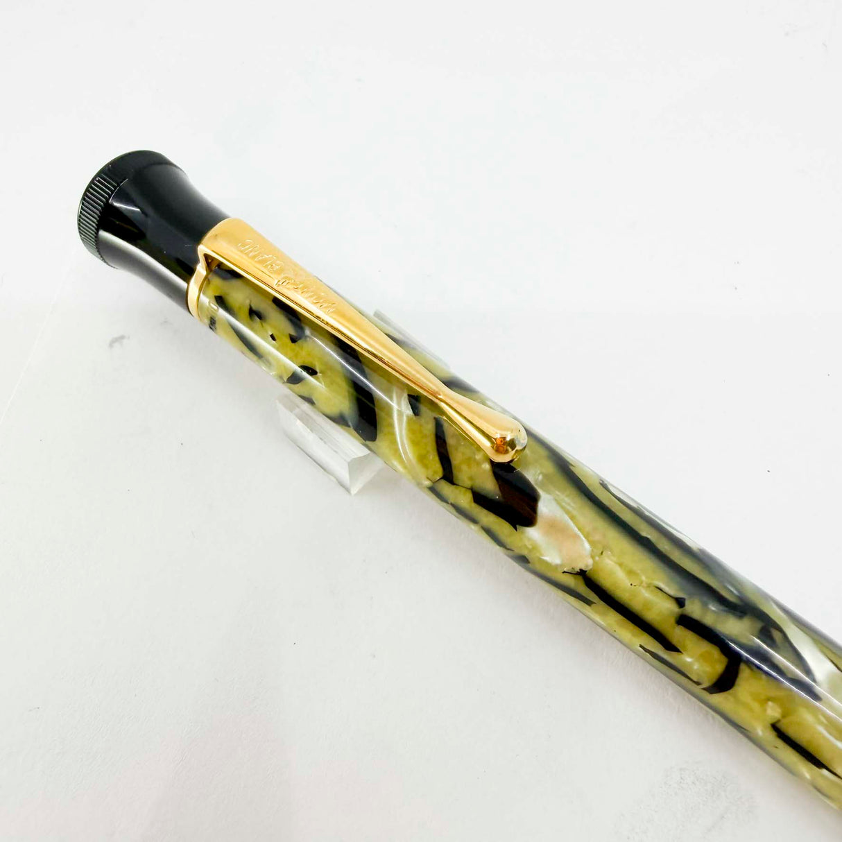 Montblanc Oscar Wilde Writer Series Limited Edition 3- PIECE SET - Medium 18kt Gold Nib