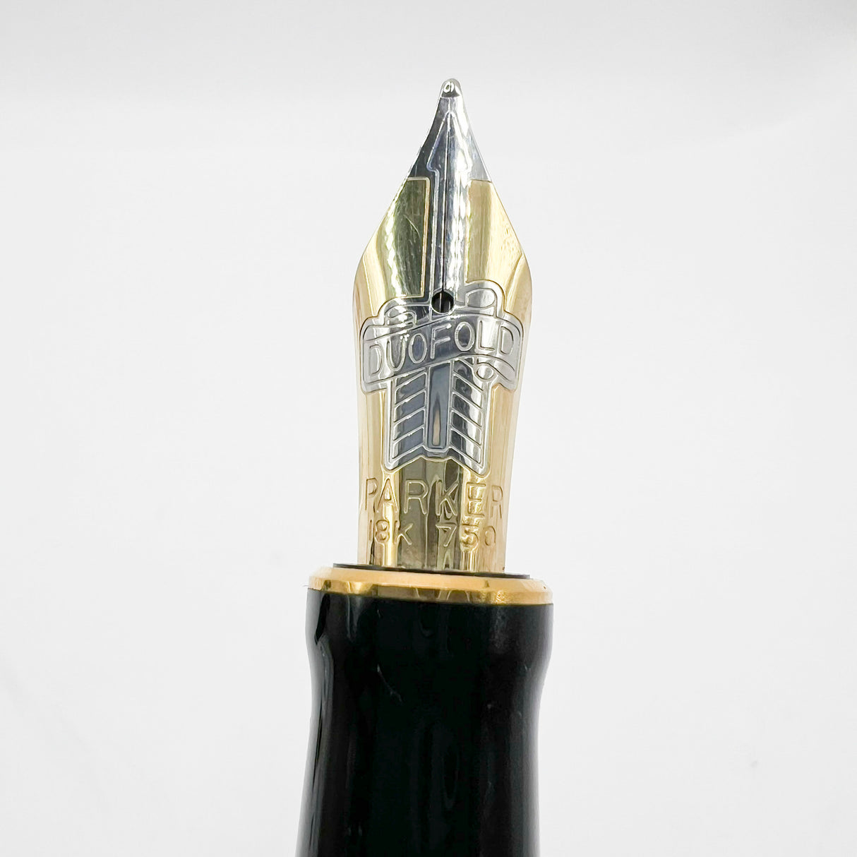 Parker Duofold Greenwich Special Edition Fountain Pen - Medium 18kt Gold Nib