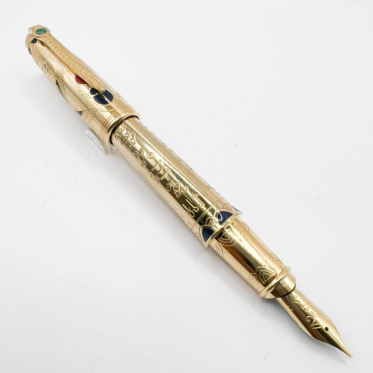 S.T. DuPont Pharoah Limited Edition Fountain Pen - Medium 18kt Gold Nib - MINT - EXQUISITE!