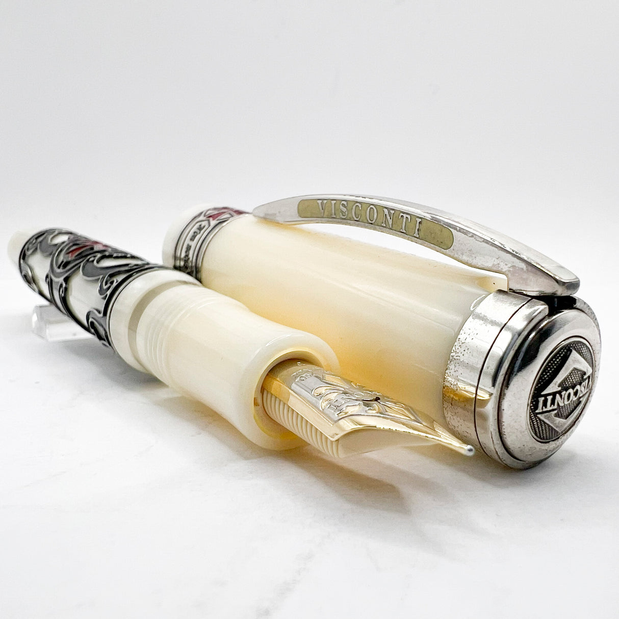 Visconti Knights Templar Limited Edition Fountain Pen -  Fine 18kt Gold Nib