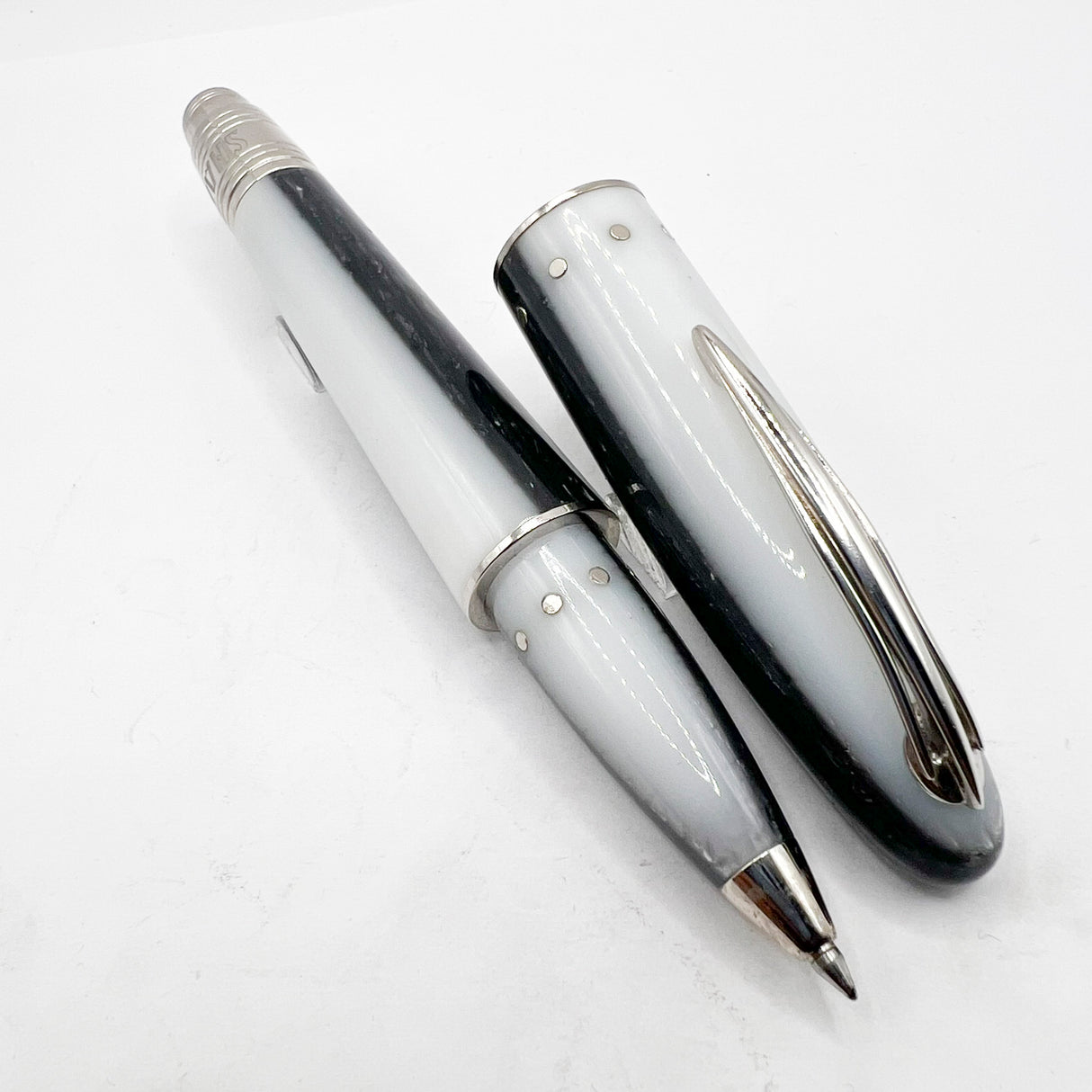 Nettuno (Italy)  "Shark" Oversized Convertible Rollerball/Ballpoint Limited Edition # 31/400