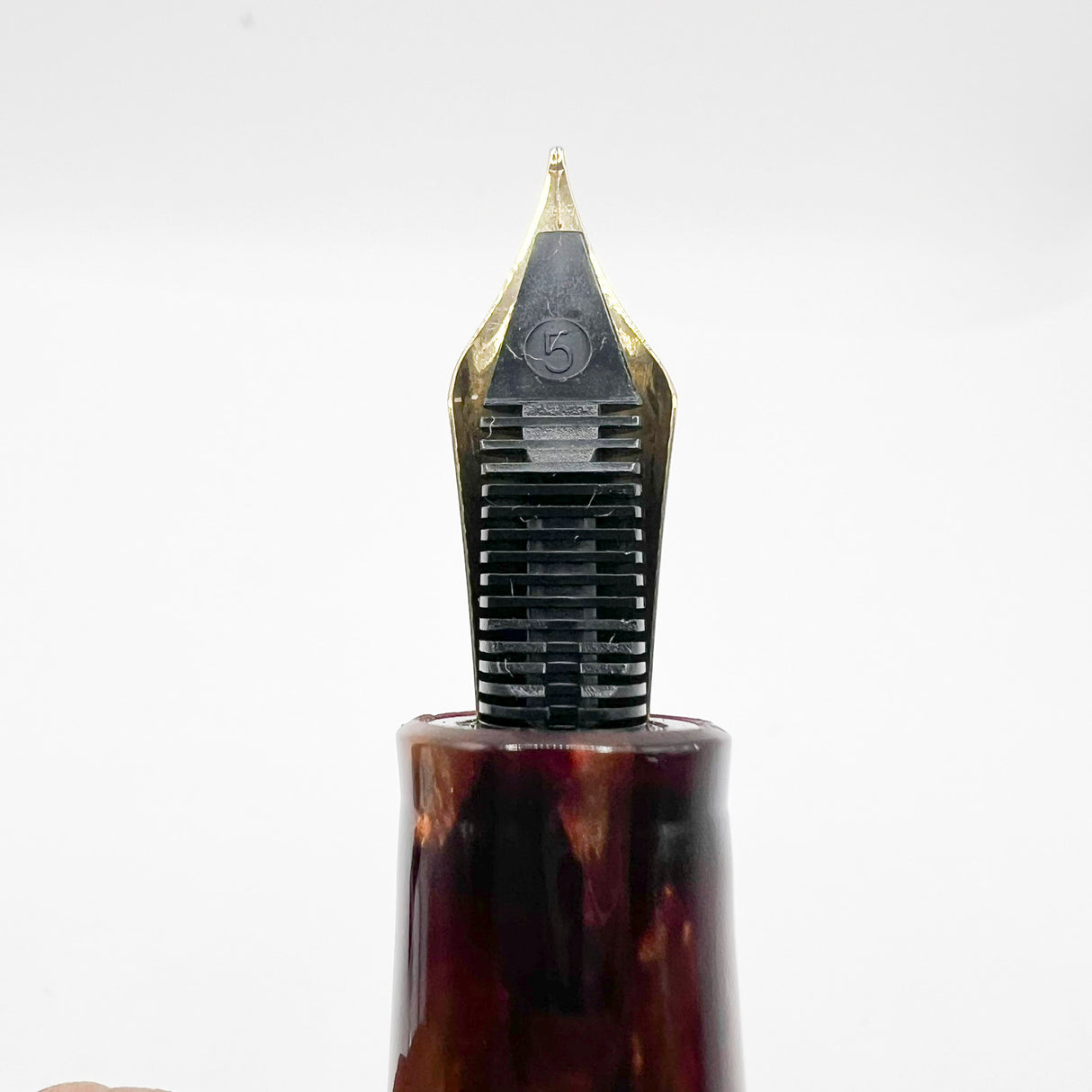 Stipula Early Etruria Variegated Burgundy & Amber Celluloid Fountain Pen- 9kt Gold Cap Band & Trim  -   Fine 18Kt Gold Nib