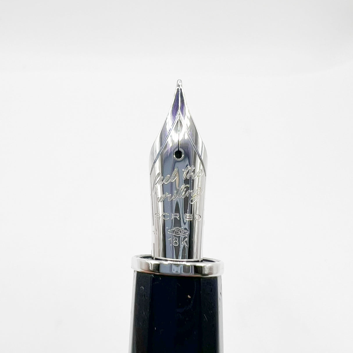 Scribo  (Bologna) "Feel" Navy Blue Faceted Fountain Pen  -   Fine 18Kt Gold Nib