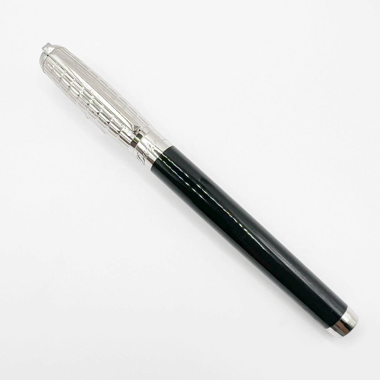 S.T. Dupont Large Line D Elysee Duotone Fountain Pen - Medium 14kt Gold Nib