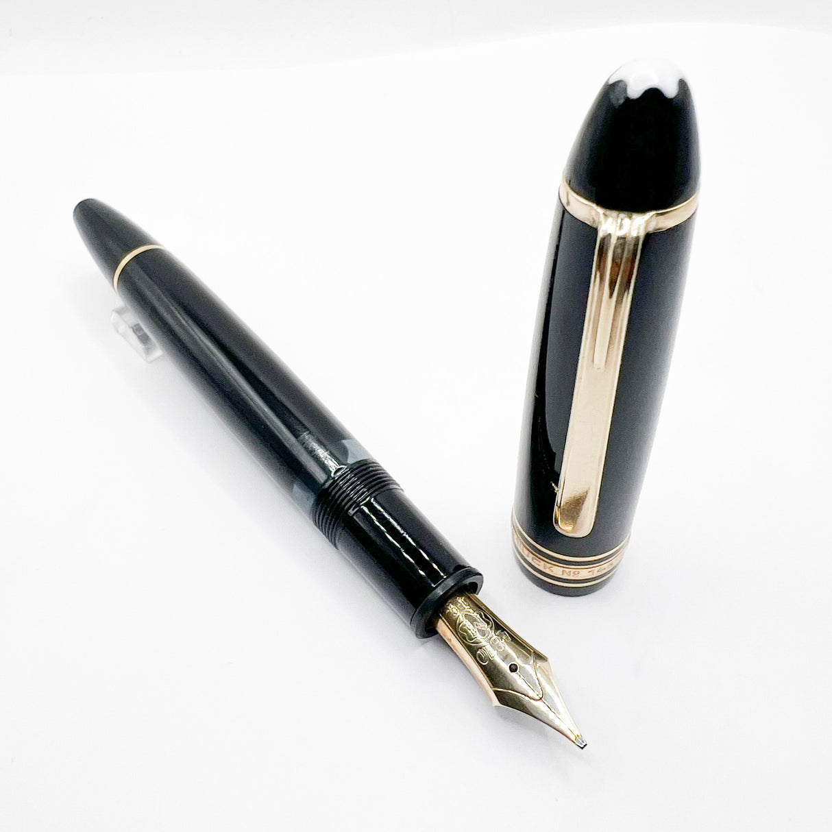 Montblanc Meisterstuck Black Resin #146 LeGrand Fountain Pen  - Flexible  Broad 14kt Gold Nib