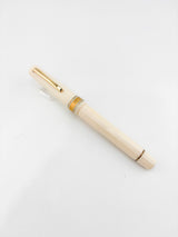 OMAS Ivory Vegetal Resin Bibliotheque Nazionale Fountain Pen - Medium 18kt Gold Nib